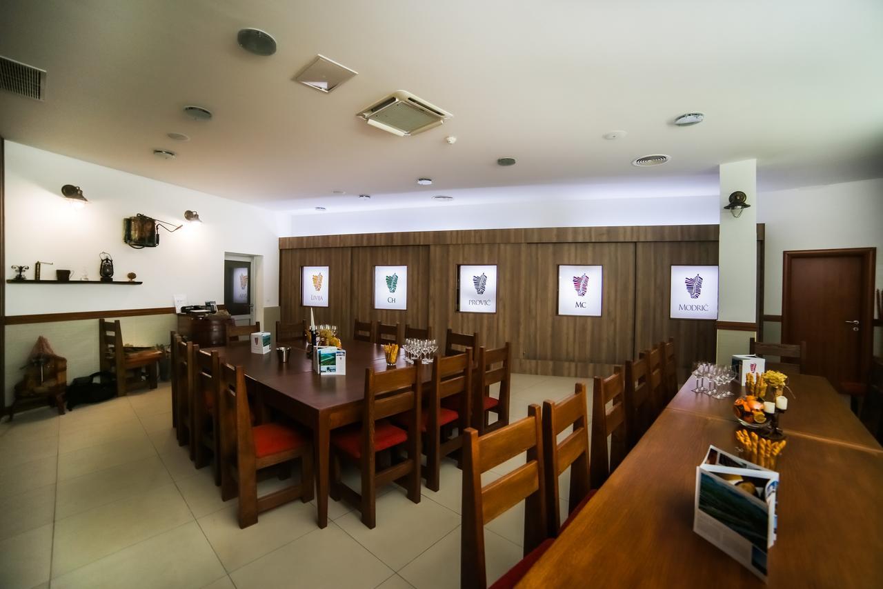 Hotel Merlot Opuzen  외부 사진