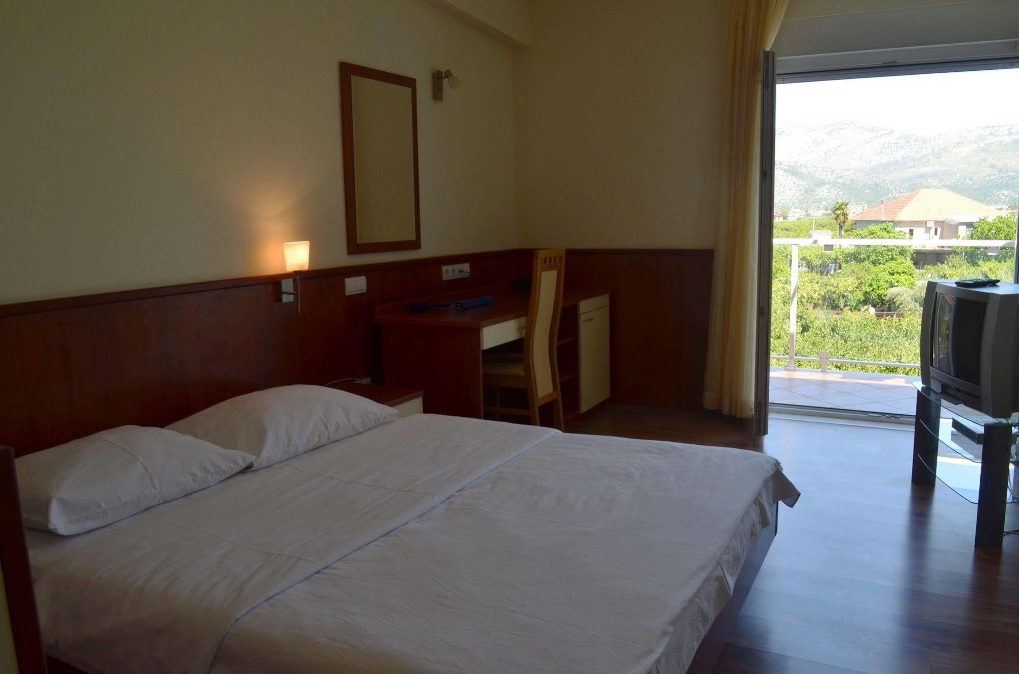 Hotel Merlot Opuzen  외부 사진