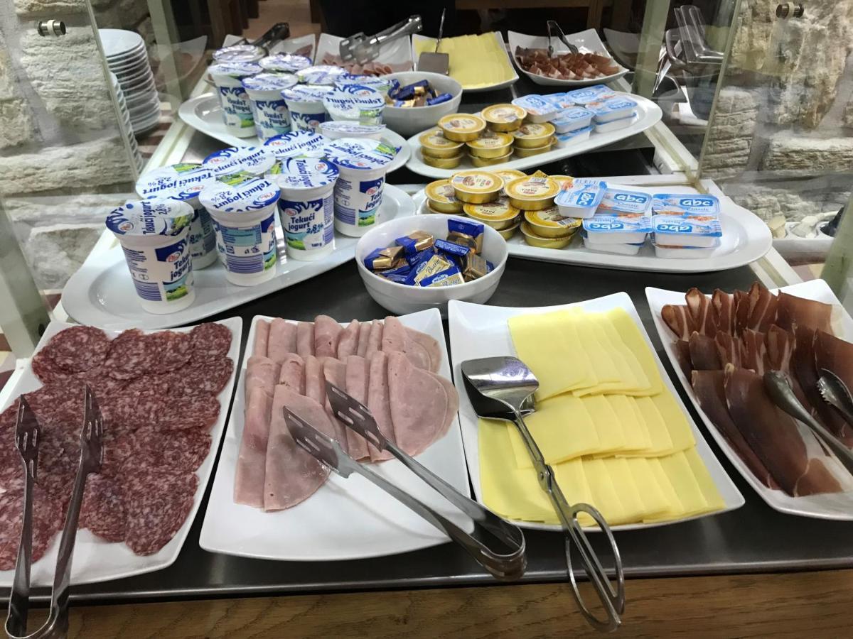 Hotel Merlot Opuzen  외부 사진